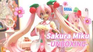 🌸Sakura Miku🌸 Unboxing SEGA Hatsune Miku Sakura Miku 2023 Luminasta Figure [upl. by Em198]