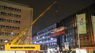 Eine Schwebebahn auf Abwegen – mitten in der Fußgängerzone in WuppertalBarmen [upl. by Jeannette]