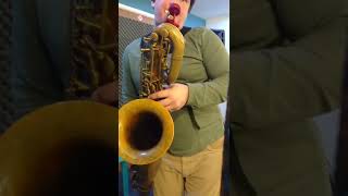 Glissando to the nth octave on Baritone Saxophone By Dom Thatcher [upl. by Richardson]