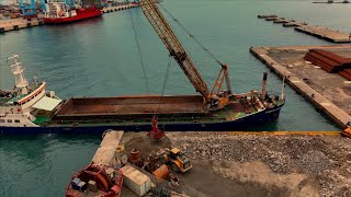 Porto Vado lavori per la diga foranea [upl. by Mallissa812]