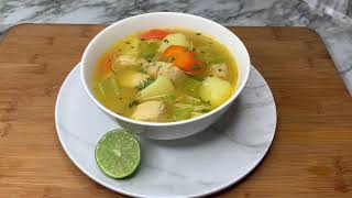 SOPA DE POLLO SÚPER FÁCIL DE HACER Y DELICIOSA 🤤 Chef Darianny [upl. by Axela]