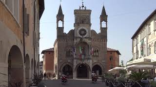 quotPordenone cittàquot Italia in 4K [upl. by Georges866]