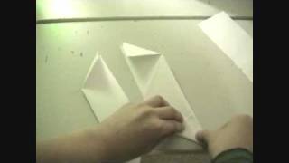 How to make a ninja star Shuriken out of paper this one is the better one [upl. by Rosen615]