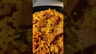 LOCRIO DE SALAMI INDUVECA foryou PLATODOMINICANO dominicanfood locrio RD [upl. by Ahidam]