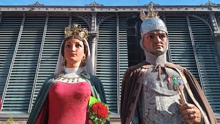 Lluïment de la família Robafaves gegants de Mataró a la trobada de gegants centenaris al Born [upl. by Ellinehc253]