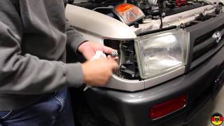 How to Change Corner Light Bulbs on a 3rd Generation 4Runner or 1st Generation Tacoma [upl. by Pelagia]