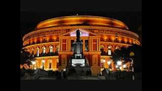 BBC Proms 2014  Prom 43 1812 Overture  Tchaikovsky [upl. by Nare629]