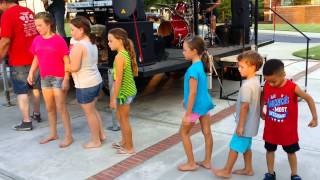 Get Your Feet On The Floor  Lesa Hudson  Rockingham Plaza Jam 2015 [upl. by Yrahk]