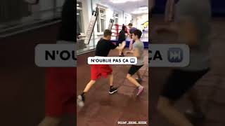 Boxe Anglaise  Une esquive à apprendre absolument [upl. by Lletnohs625]