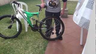 Colocar soporte para bicicleta  Reparar la bici [upl. by Ennahtur388]