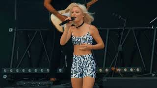 Zara Larsson  Uncover  Live At Lollapalooza Paris 2018 [upl. by Franklyn]