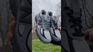 NEW BALANCE 990V4  Arctic Grey  Lace Swap  Which Laces Look Best [upl. by Coheman]