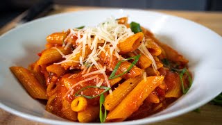 Penne all’arrabbiata  Das Pasta Gericht für jeden Tag 😋 🇮🇹 🥫 [upl. by Olathe]