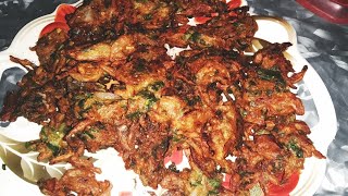 Easy and yummy palak ke pakoore by Naila cooking channel [upl. by Wolsky]