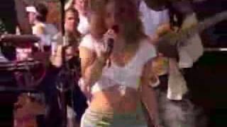 Shakira  Hips dont lie live Ellen Show [upl. by Raul]