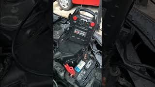 Cen Tech 3 in 1 portable power pack  Jump Start Car [upl. by Garvin]