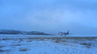 Landing A320 Lan Argentina SAWH RWY25 SNOW [upl. by Elolcin697]