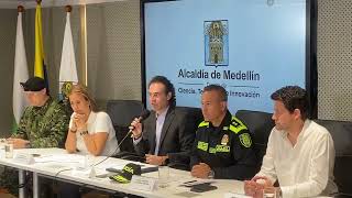 alcaldía de Medellín firma decreto sobre prohibicion de consumo de sustancias spicoactivas [upl. by Ecinom]