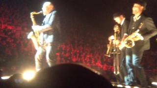 Nadine  Johnny Hallyday  Rester Vivant Tour  Zénith de Rouen  051215 [upl. by Anirrak583]