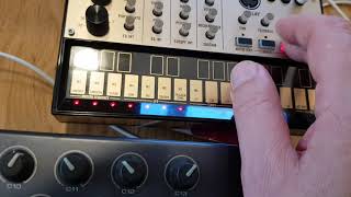 Korg volca Keys  beginner guide [upl. by Jobi]