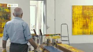 quotGerhard Richter Paintingquot Ein Dokumentarfilm über den deutschen Künstler  euromaxx [upl. by Varrian423]