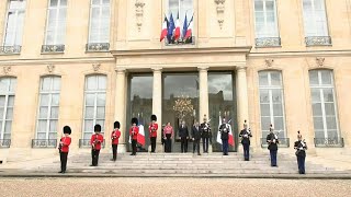 British Guards at French Presidential palace for 120 year of Entente Cordiale  AFP [upl. by Vergos]