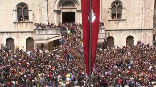 Verso la Festa dei Ceri 2024 Discesa in città e girate in Piazza Grande cronacaeugubinait [upl. by Doehne]