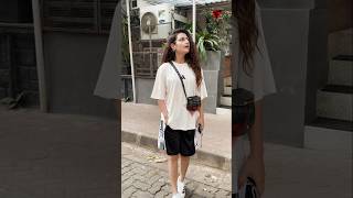 Fatima Sana Shaikh Spotted At Bandra [upl. by Peer]