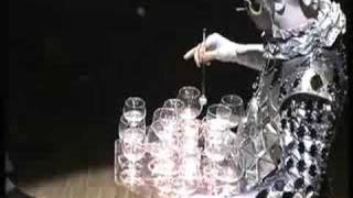 Kristalleon Glasharfe  Venezianisches Spiegelkostüm  Glass harp player  Mirror costume [upl. by Collen]