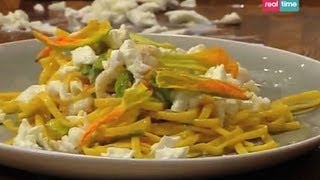 Tagliolini con scampi e fiori di zucca  Cucina con Ale ricette [upl. by Maletta691]