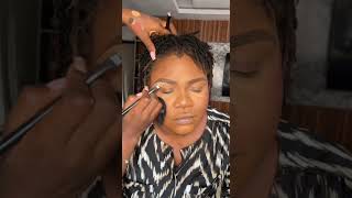 How to prep a sweaty skin sweat proof makeup using alcone stop the sweat and memetic grip [upl. by Eidoow]