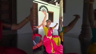 NAGAVALLI nagavalli padmanabhaswamytemple classicaldancers manichitrathazhu trivandrum [upl. by Kellina]