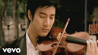 王力宏 Leehom Wang  落葉歸根 [upl. by Yzdnil]