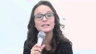 Entrevista com Larissa Manoela 2014 [upl. by Mcclary132]