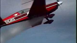 Crazy Flight by Peter Besenyei 2 AEROBATICS JAPAN 2001 [upl. by Nolita]