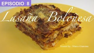 Lasaña boloñesa con salsa de tomate carne y bechamel  Receta de Italia [upl. by Avehstab]