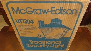 McGraw Edison 175watt Mercury Vapor Traditional Area Light [upl. by Burney143]