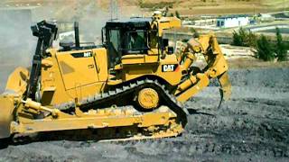 Nuevo dozer Caterpillar D8T 1 [upl. by Leler]