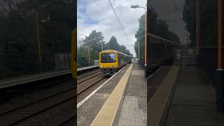 WMR 323222  323221 Centro in Regional Railway Livery giving loud tones upon arrival into Erdington [upl. by Dremann]