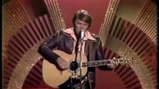 Glen Campbell Live  Rhinestone Cowboy 1975 [upl. by Lyndsey]