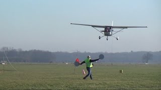 Close up banner pick up PHMDF Cessna 172 at Teuge Airport [upl. by Eiliak]