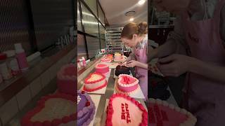 Decorating heart cakes 🎂 bakerlife dayinthelife bakeryowner [upl. by Alleram]