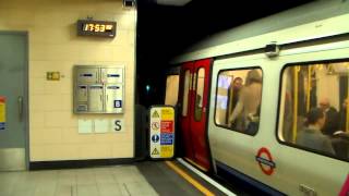 London Underground at Blackfriars 6th February 2015 [upl. by Emmott]