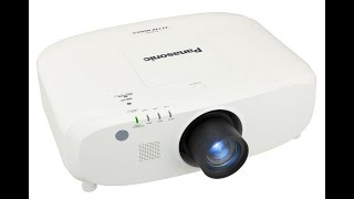 VIDEOPROIETTORE PANASONIC PTEZ770 ANSI LUMEN 6500 FULL HD LENTE MOBILE MOTORIZZATA PROIETTORE [upl. by Anelaf]