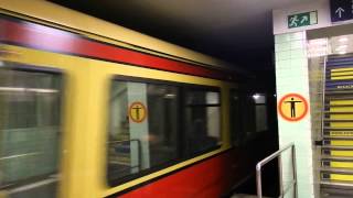 Berlin  Brandenburger Tor Station Sbahn and UBahn 2014 12 24 [upl. by Alia]