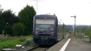 Aus und Einfahrt eines RegioShuttle der BodenseeOberschwabenBahn [upl. by Atnahs]