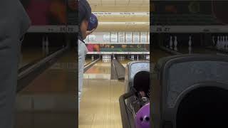 Jason Belmonte 2 handed bowling form vs mine bowling [upl. by Trebeh]