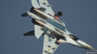 2013 Międzynarodowe Pokazy Lotnicze Radom AIR SHOW‏  Ukrainski Su27S [upl. by Retnyw]