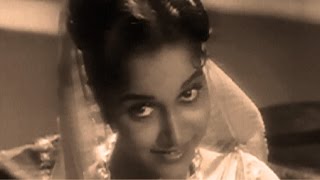 Waheeda Rehman tries to impress Dev Anand  CID Scene 610 [upl. by Neved]