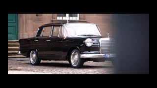 Davids Mercedes W110 1965 Heckflosse [upl. by Annazor]